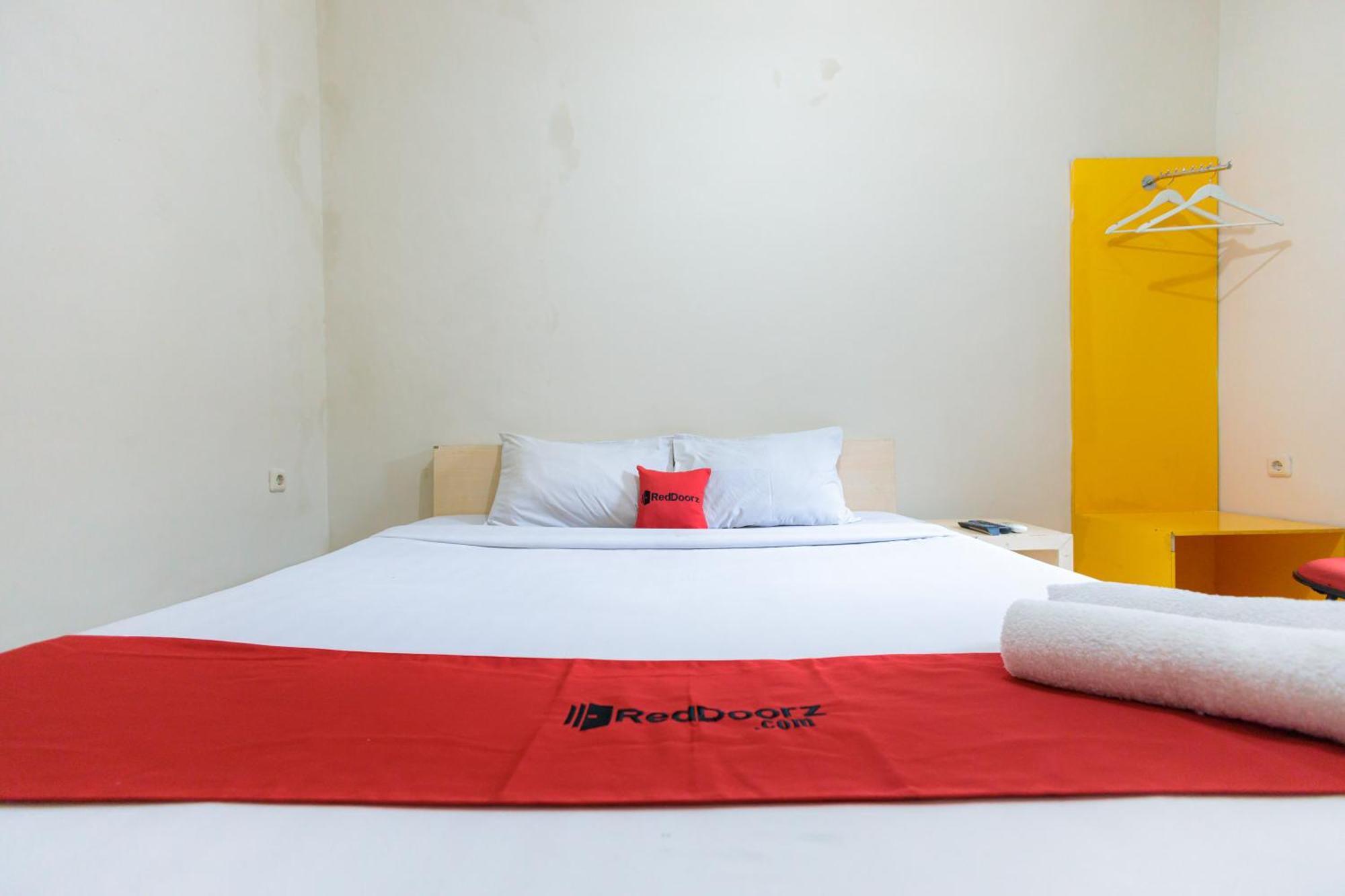 Reddoorz At Osuko Residence Sukomanunggal Jaya Sorabaya Extérieur photo