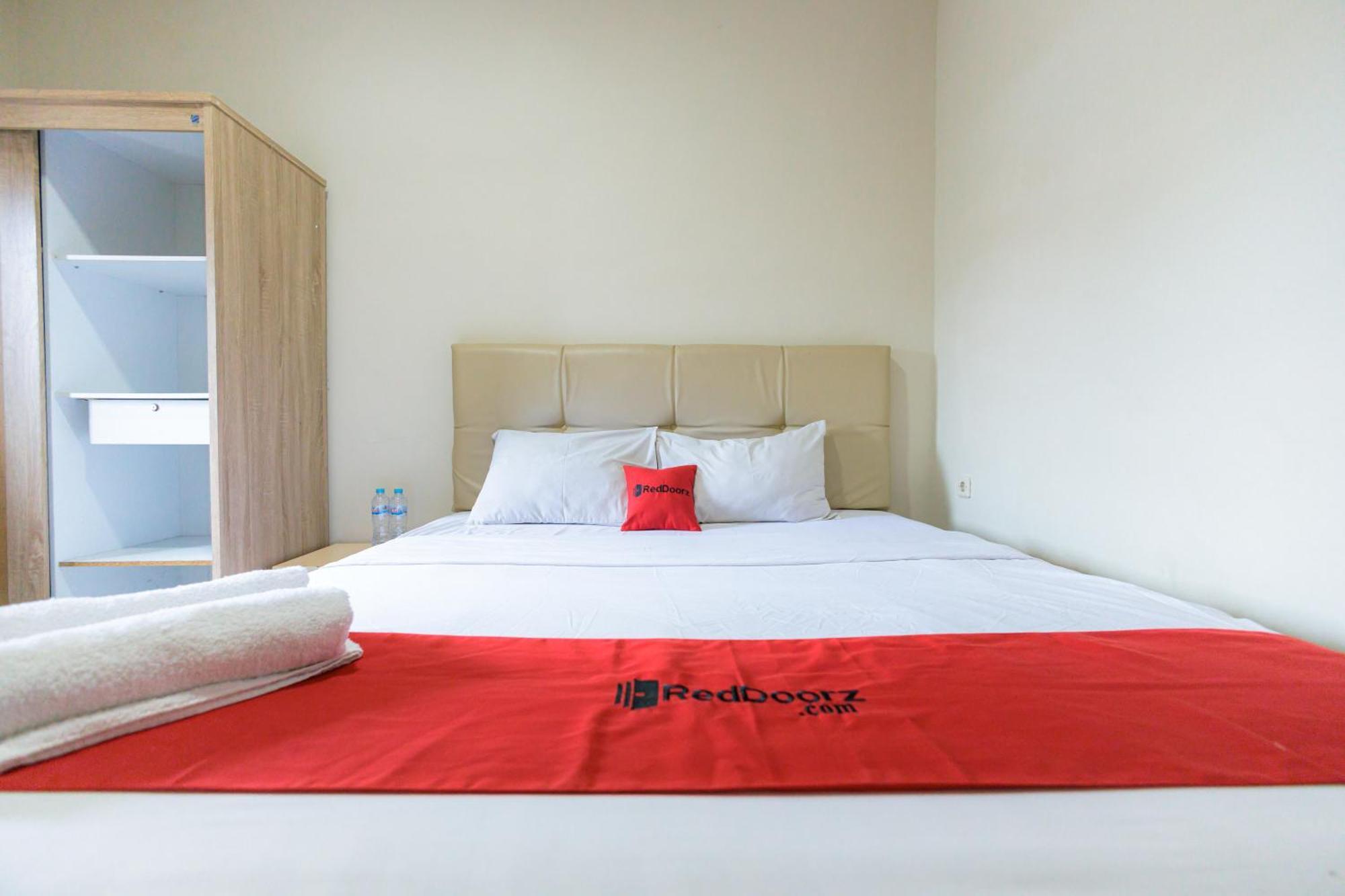 Reddoorz At Osuko Residence Sukomanunggal Jaya Sorabaya Extérieur photo