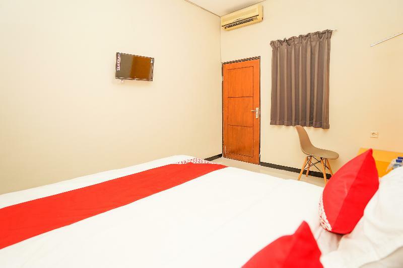 Reddoorz At Osuko Residence Sukomanunggal Jaya Sorabaya Extérieur photo